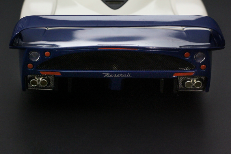 Illustration for article titled Maserati MC12 by Hot Wheels in 1:18